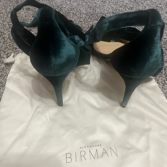 Velvet Bow Accent Clarita Heels - Picture 5 of 8